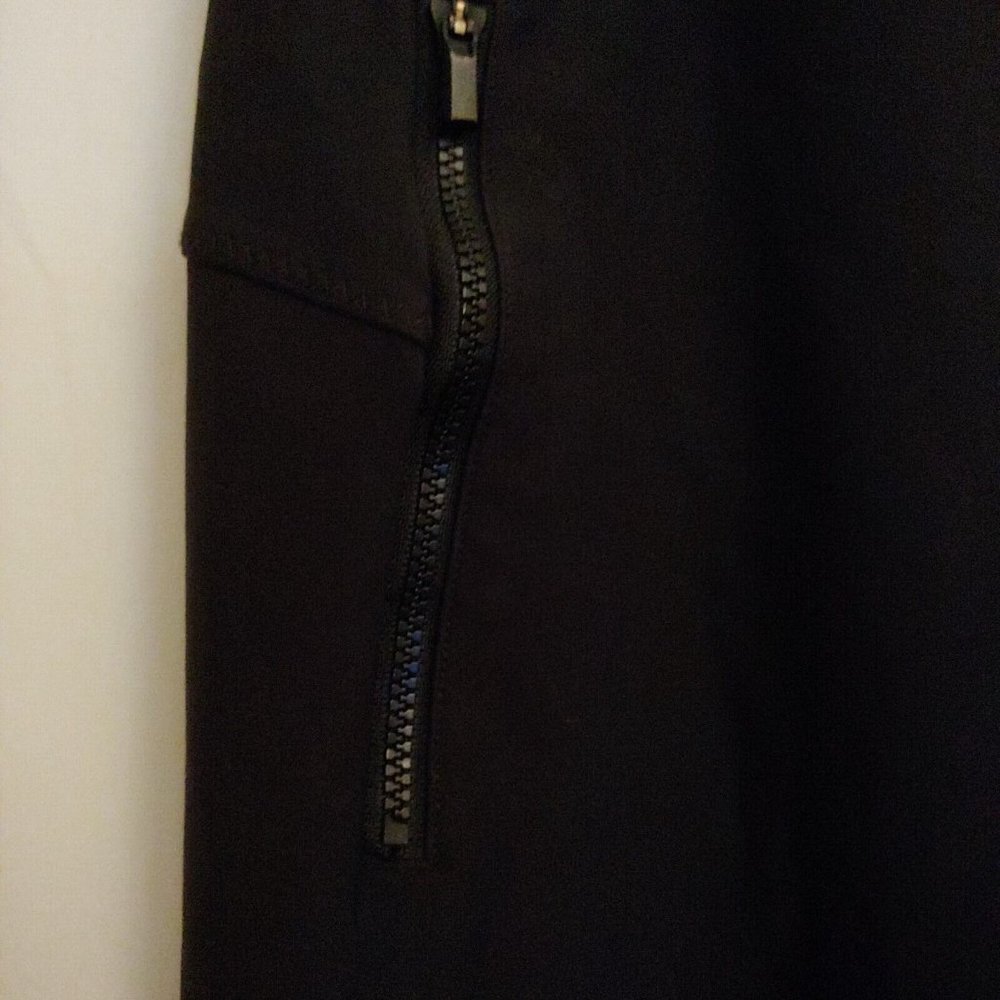Athleta womens black yoga leggings  with zipper pockets size S - Picture 7 of 15